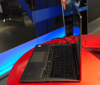 Lenovo thinkpad x1 yoga（2019）の外観