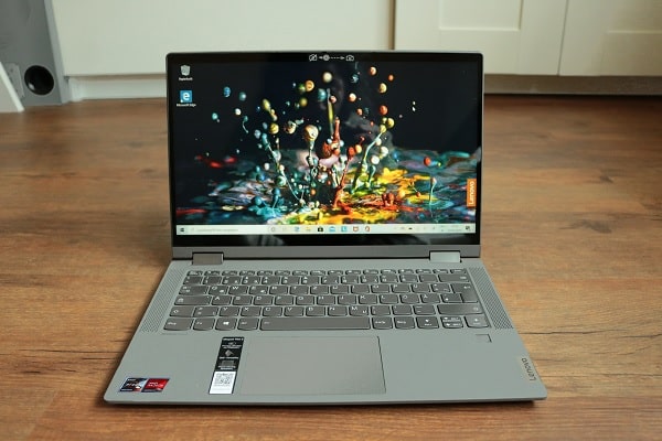 Lenovo ideapad Flex 550 14 AMD 正面