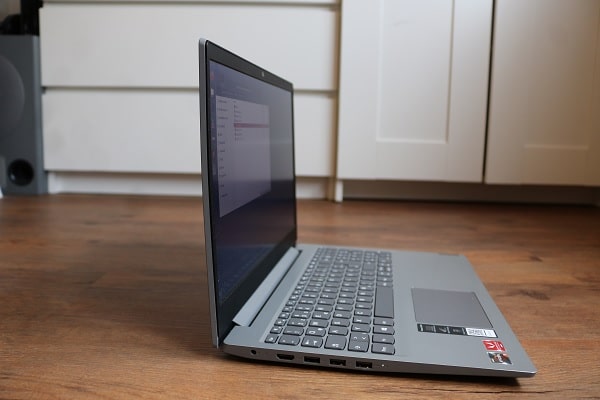 Lenovo Ideapad S145 15 ディスプレイの視野角テスト