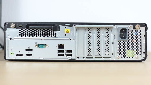 Lenovo ThinkCentre M80s Small　背面インターフェース