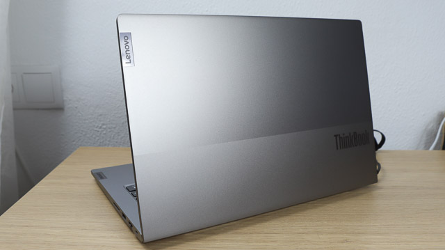 Lenovo ThinkBook 14 Gen 2 AMD 背面