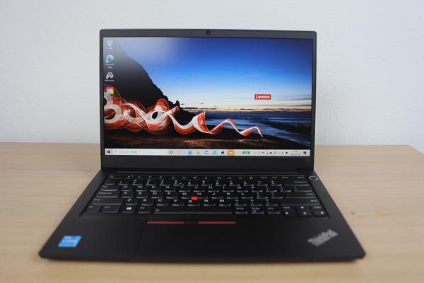Lenovo ThinkPad E14 Gen 2　正面