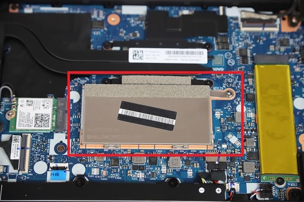 Lenovo ThinkPad E14 Gen 2の筐体内部