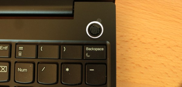 Lenovo ThinkPad E15 Gen 2の指紋センサー