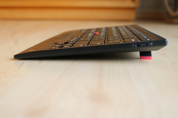 ThinkPad トラックポイントキーボード2の角度