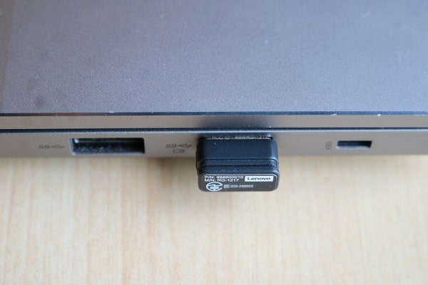 ThinkPad トラックポイントキーボード2と付属のUSBレシーバー