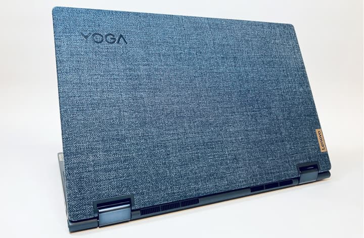 Lenovo Yoga 660 天板