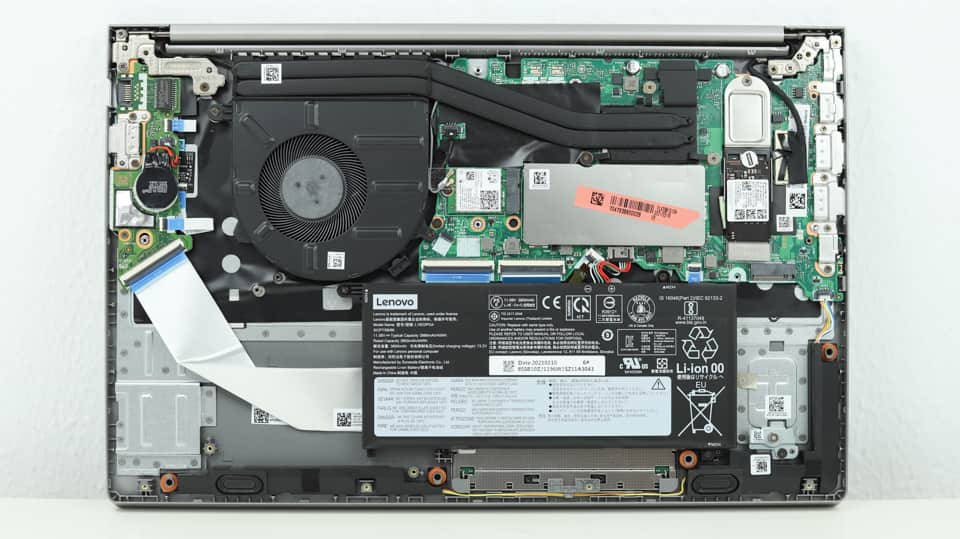 Lenovo ThinkBook 15 Gen 3の内部