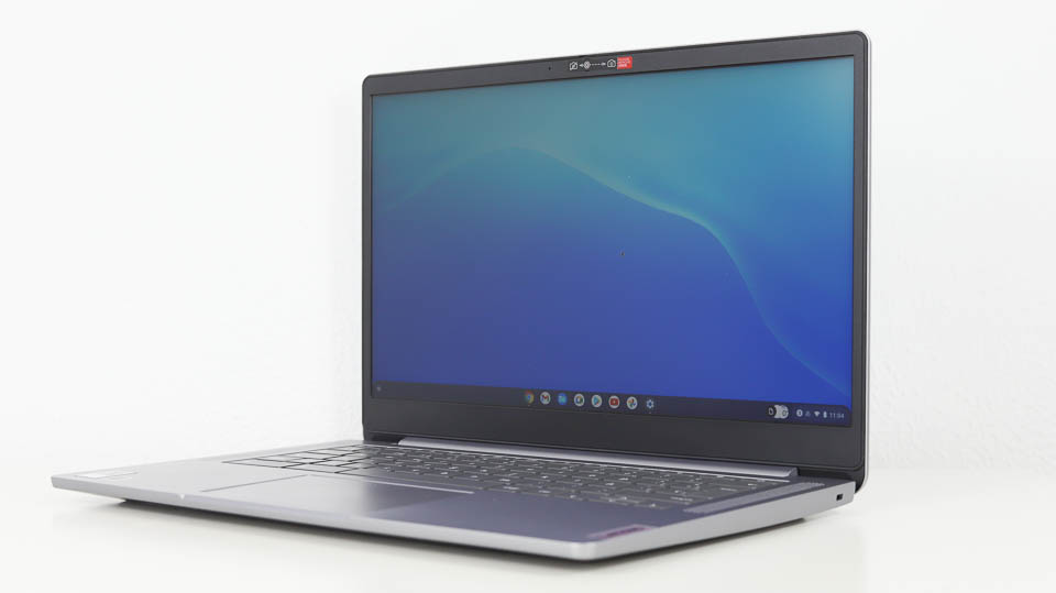 IdeaPad Slim 360 Chromebook 右斜め前から