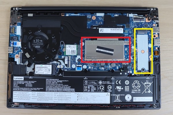Lenovo ThinkPad E14 Gen 3 AMDの筐体内部