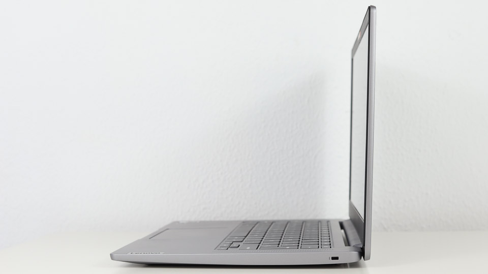 IdeaPad Slim 360 Chromebook 側面