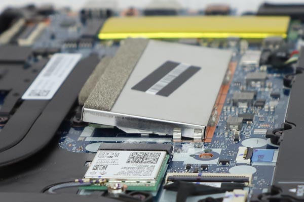 Lenovo ThinkPad E14 Gen 2のメモリ増設方法