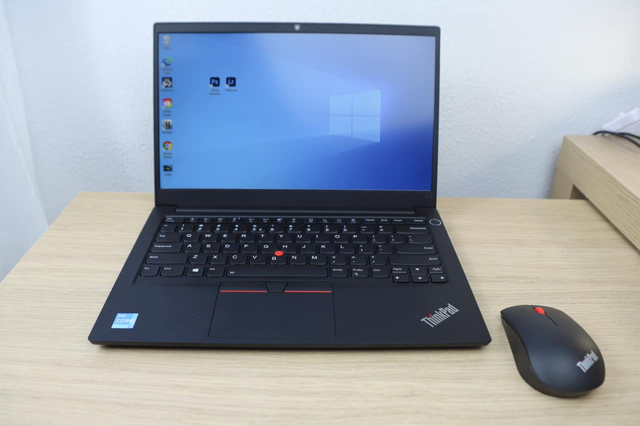 ThinkPad エッセンシャルワイヤレスマウスのレビュー