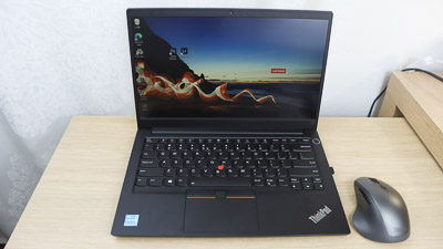 ThinkBookメディアワイヤレスマウスをThinkPadに接続