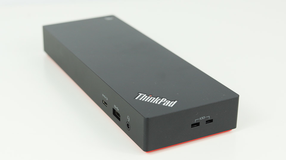ThinkPad ユニバーサルThunderbolt 4 ドックのインターフェース