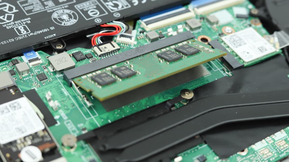 Lenovo ThinkBook 15 Gen 3のメモリとストレージの増設方法 – パソコン 