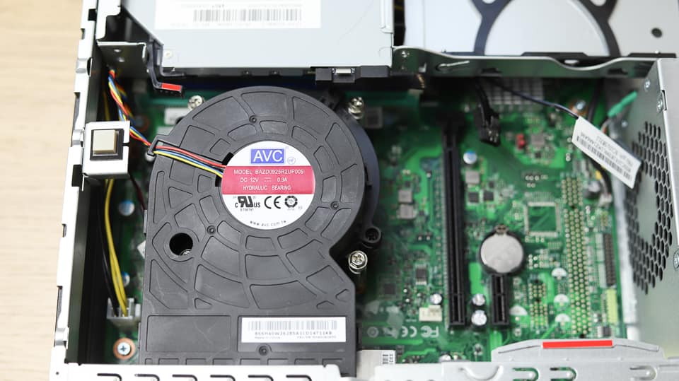 プロセッサーの交換 Lenovo ThinkCentre M75s Small Gen2のアップグレード - パソコンガイド
