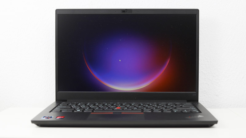 Lenovo ThinkPad E14 Gen 4(AMD)のディスプレイ