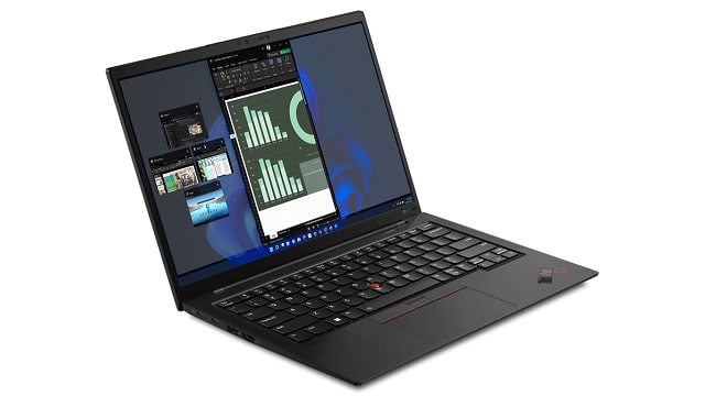 Lenovo ThinkPad X1 Carbon Gen 10 左斜め前から