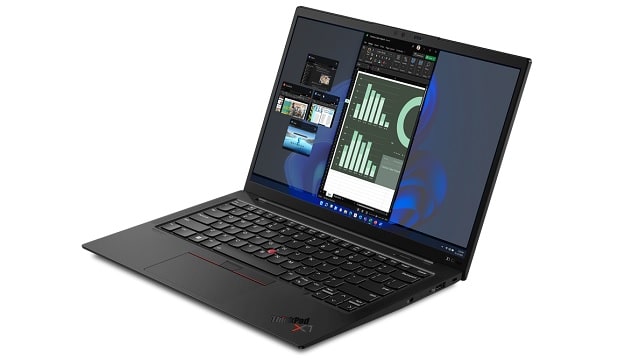 Lenovo ThinkPad X1 Carbon Gen 10 右斜め前から