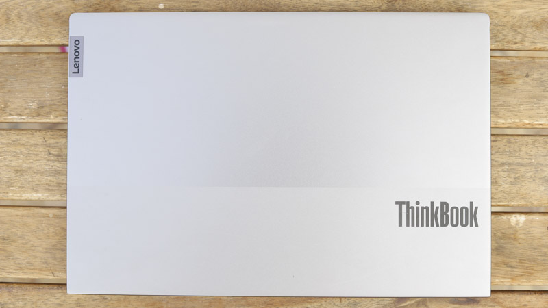 Lenovo ThinkBook 14 Gen 4 天板
