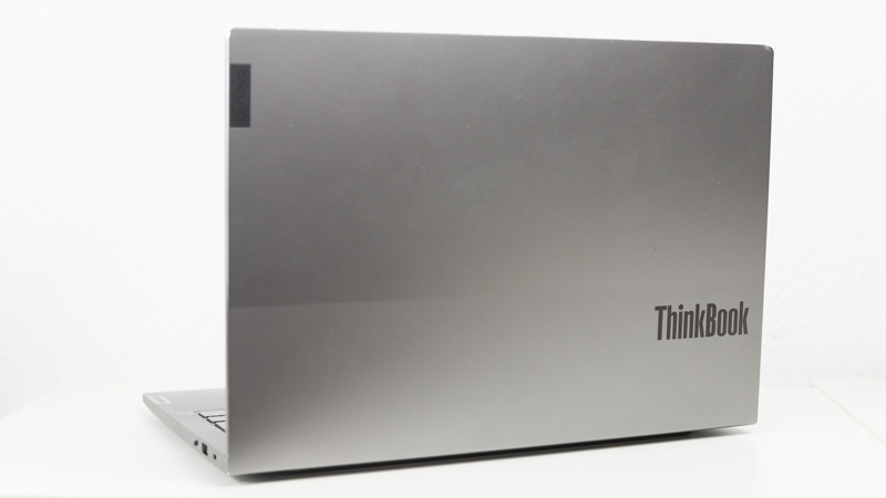 Lenovo ThinkBook 13s Gen 4 Intel 後ろから