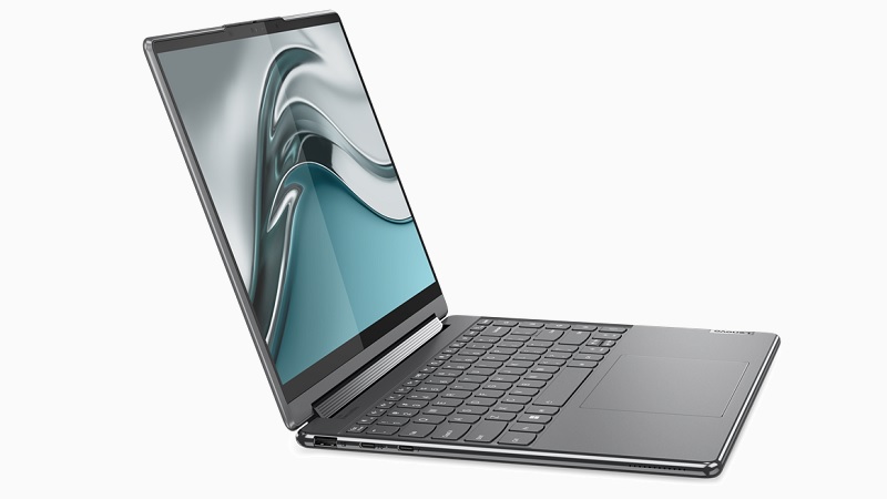 Lenovo Yoga 970i　左横から