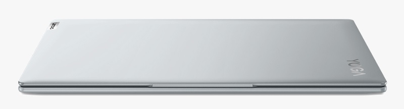 Lenovo Yoga Slim 770i ProX 14.5型　天面