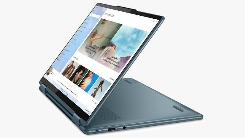 Yoga 770(14型 AMD)　スタンドモード　横から