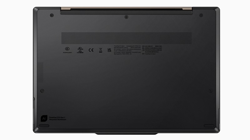 Lenovo ThinkPad Z13 Gen 1（AMD） 底面
