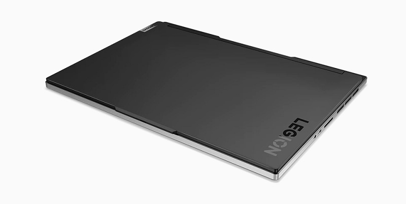 Lenovo Legion Slim 770i 閉じた状態