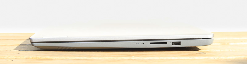 Lenovo IdeaPad Slim 370i 17 横から