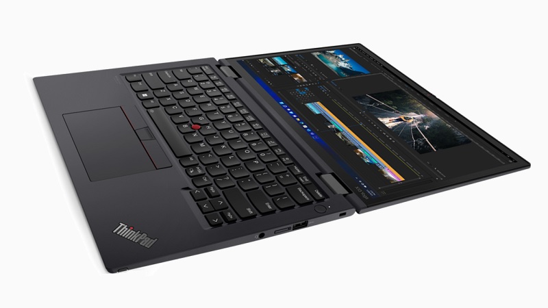 Lenovo ThinkPad X13 Yoga Gen3 ディスプレイを180°開いた状態