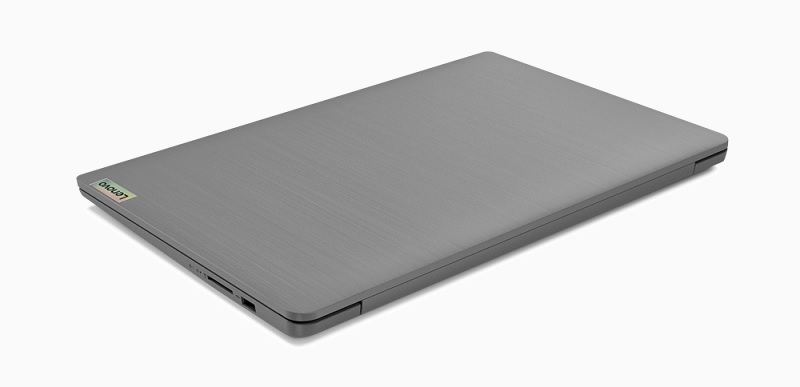 Lenovo IdeaPad Slim 370 15.6型 閉じた状態の天板