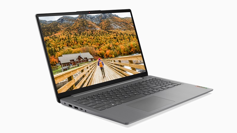 Lenovo IdeaPad Slim 370 15.6型 左斜め前から