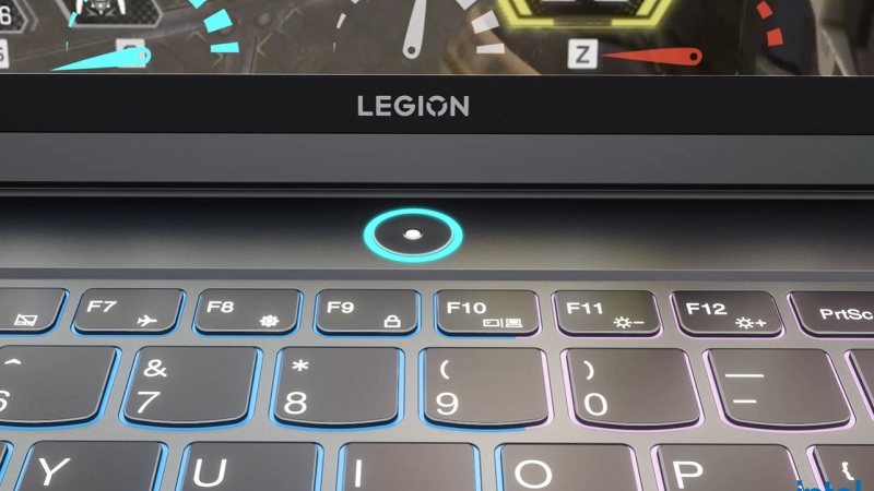 Lenovo Legion Pro 5i Gen 8 16型 電源ボタン