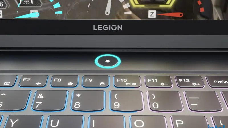 Lenovo Legion Pro 5 Gen 8 16型(AMD) 電源ボタン