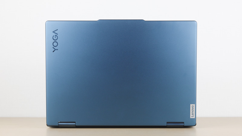 Lenovo Yoga 7i Gen 8 14 天板