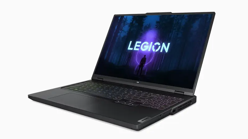 Lenovo Legion Pro 5 Gen 8 16型(AMD) 右斜め前から
