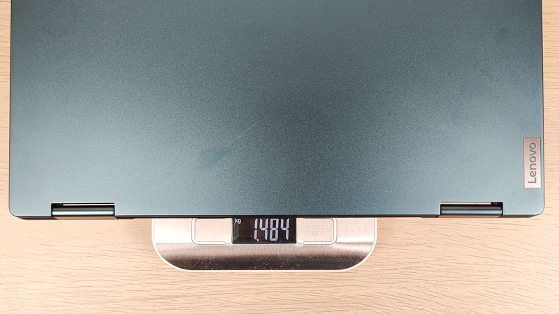 Lenovo Yoga 7i Gen 8 14 重量