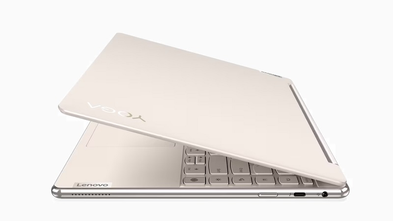 Lenovo Yoga 9i Gen 8 14型 横から見たボディライン