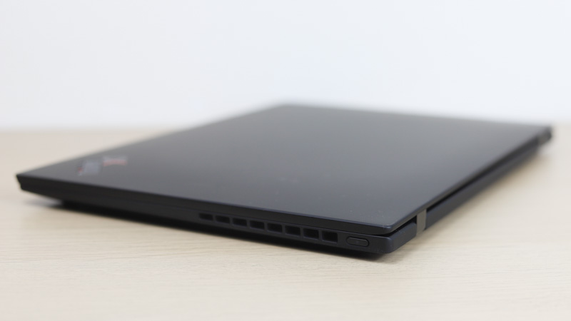 Lenovo ThinkPad X1 Nano Gen 3 厚さ