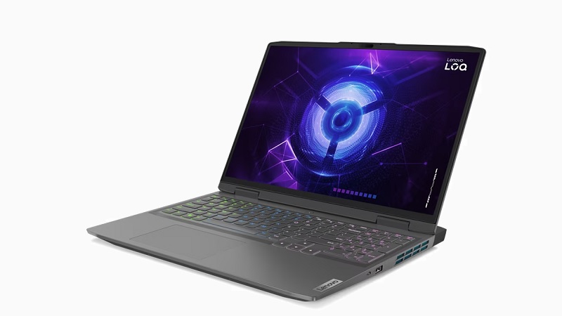 Lenovo LOQ 16IRH8 右斜め前から