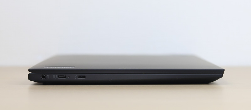 ThinkPad X1 Nano Gen 3 左側面