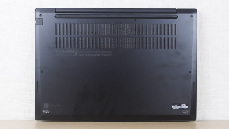 Lenovo ThinkPad E16 Gen 1 Intel 底面カバー
