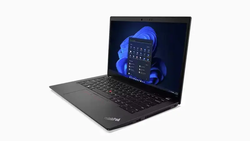 Lenovo ThinkPad L14 Gen 4 AMD 右斜め前から