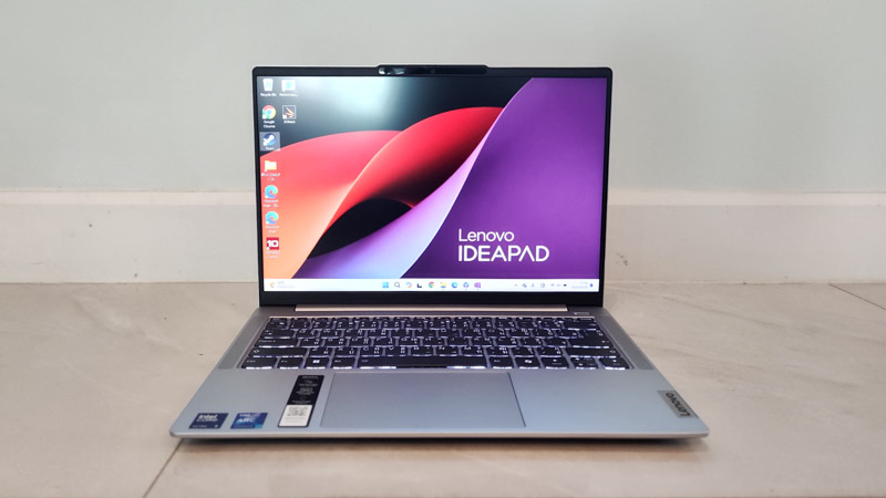 Lenovo IdeaPad Slim 5i Gen 9 Core Ultra 5 125H搭載モデル