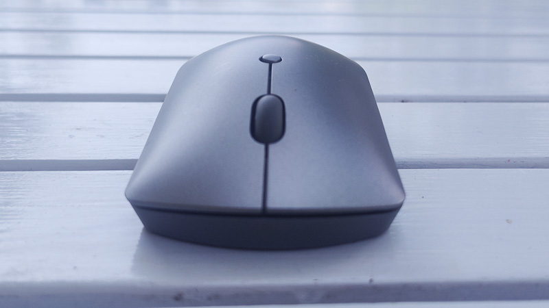 Lenovo 600 Bluetooth Silent Mouse 正面から