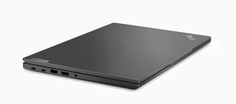 Lenovo ThinkPad E14 Gen 6 閉じた状態