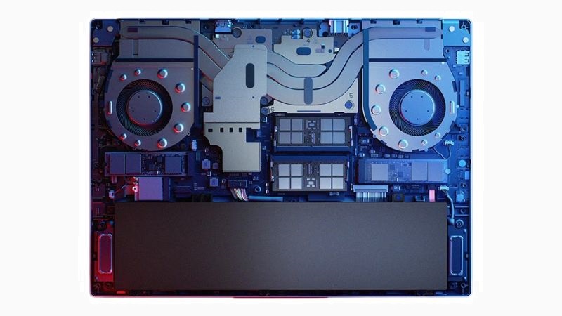 Lenovo Legion 7i Gen 9 16型 Intel 筐体内部